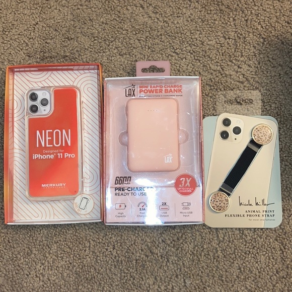 All for $30 or best offer/power bank,iPhone 11 pro and earbuds. - Picture 10 of 14